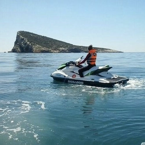 Alquiler de motos de agua en Benidorm